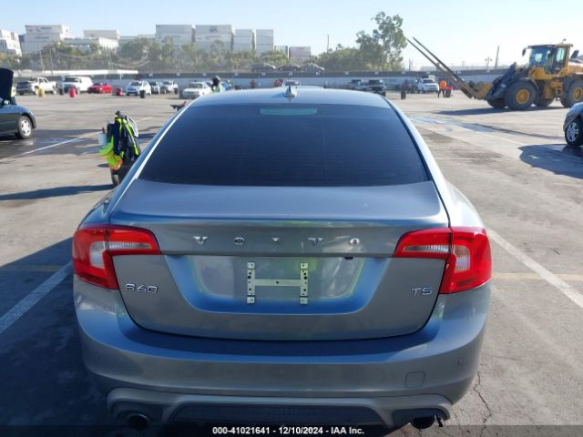 YV126MFLXJ2458760 Volvo S60 T5 Dynamic