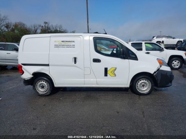 3N6CM0KN4GK692032 Nissan Nv200 S/sv