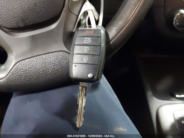 KNAFK4A61G5475066 KIA FORTE LX