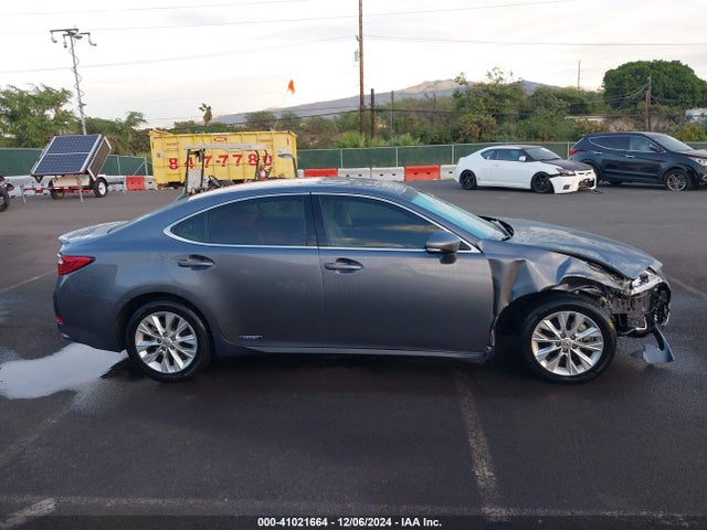 Lexus ES 300H 2014 JTHBW1GGXE2052567 Image 14