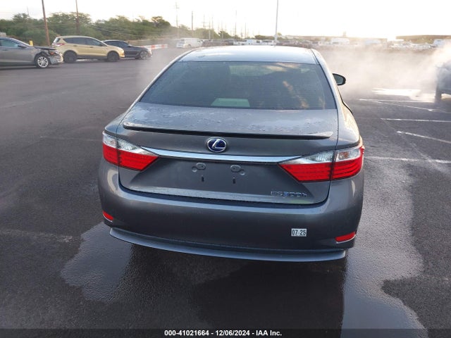 Lexus ES 300H 2014 JTHBW1GGXE2052567 Image 17