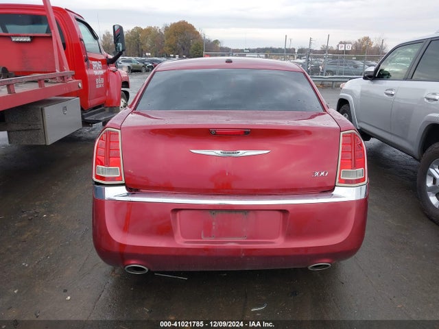 Chrysler 300 Uptown Edition 2014 2C3CCAAG2EH327593 Image 17