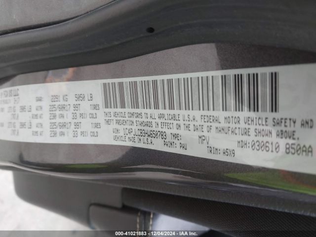 1C4PJLCB3HW650783 Jeep Cherokee Latitude Fwd
