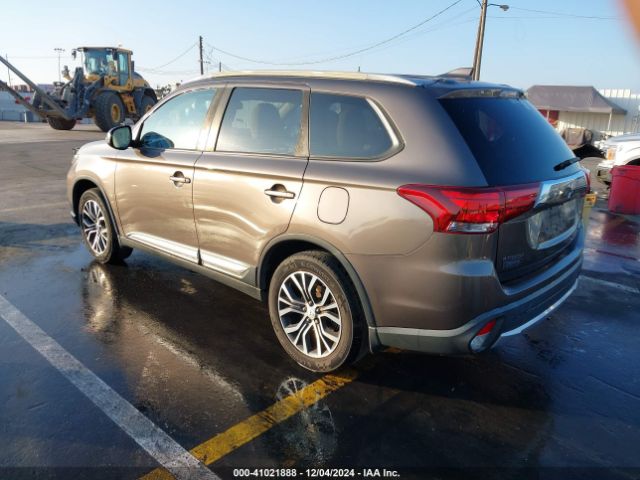 JA4AZ3A35JZ009787 Mitsubishi Outlander Se/sel