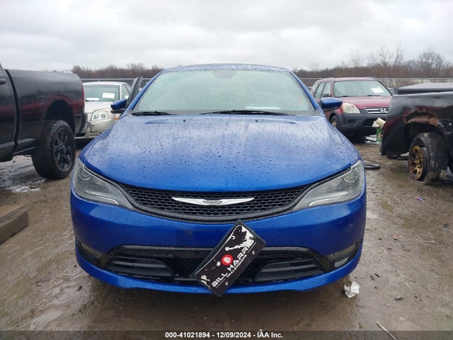 1C3CCCDG8FN615778 Chrysler 200 S