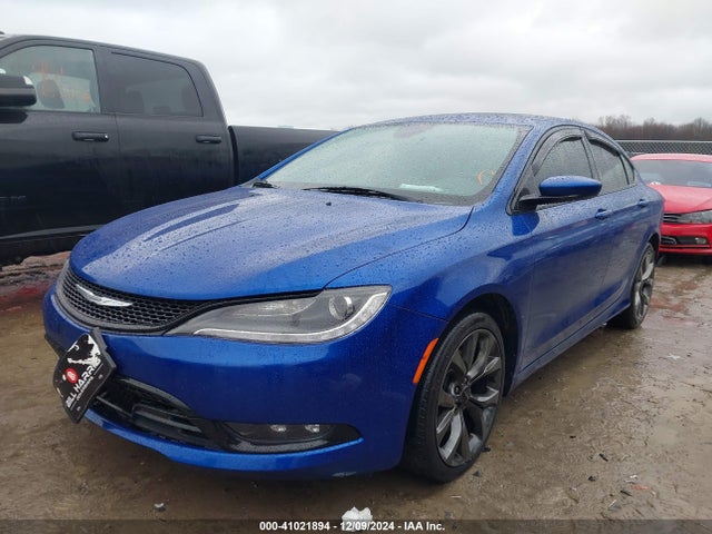 Chrysler 200 S 2015 1C3CCCDG8FN615778 Image 2