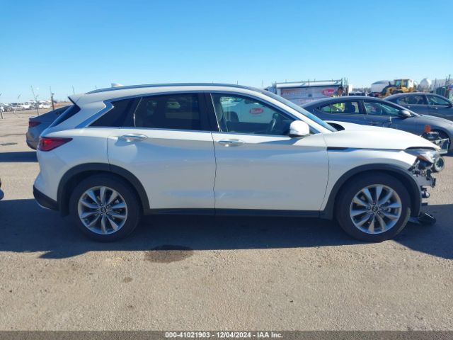 3PCAJ5BA8NF120268 Infiniti Qx50 Luxe