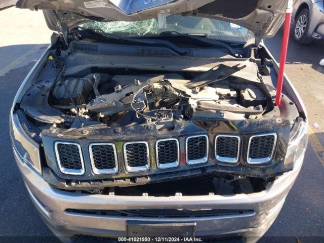 3C4NJCBB6HT617226 Jeep New Compass Latitude Fwd