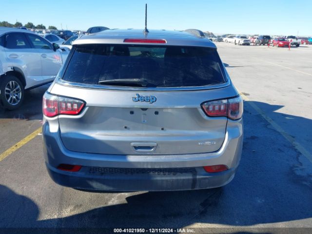 3C4NJCBB6HT617226 Jeep New Compass Latitude Fwd