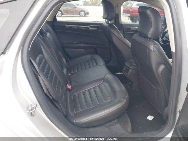 3FA6P0HD2GR340814 Ford FUSION SE