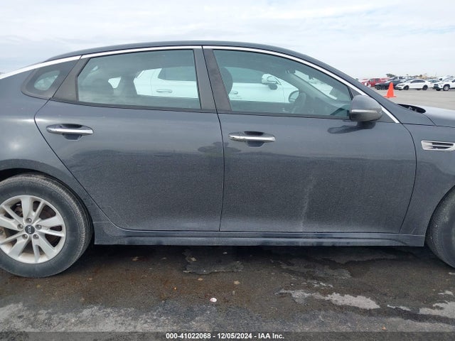 KIA Optima Lx 2017 5XXGT4L37HG169722 Image 13