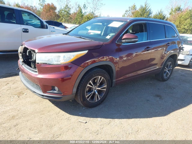 Toyota Highlander Xle V6 2016 5TDKKRFH5GS155770 Image 2