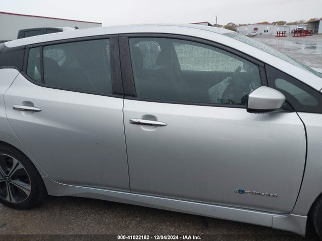 Nissan LEAF SV 2018 1N4AZ1CP3JC305278 Image 13