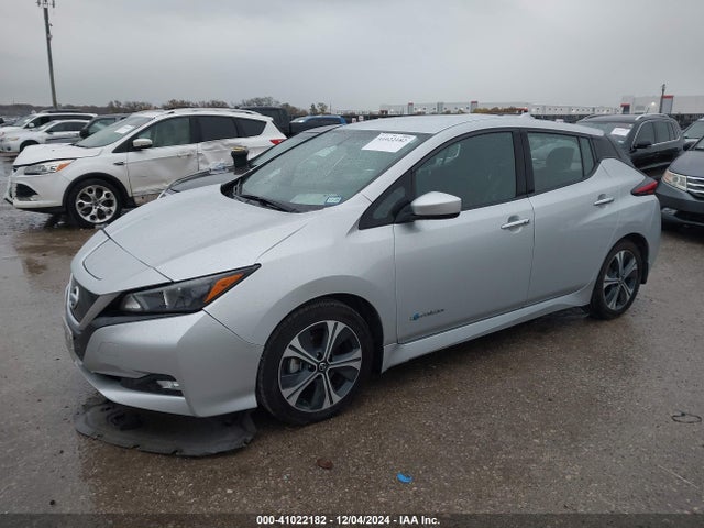 Nissan LEAF SV 2018 1N4AZ1CP3JC305278 Image 2