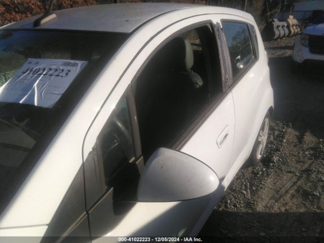 KL8CD6S92EC553702 Chevrolet Spark 1lt Auto