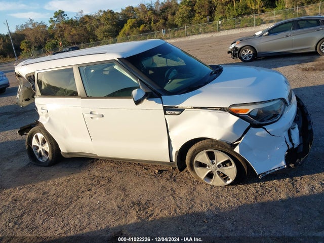 KIA Soul 2016 KNDJN2A22G7262993 Image 13