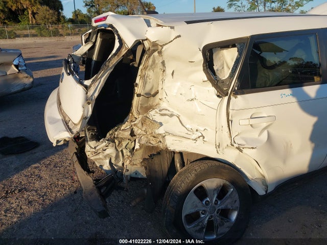 KIA Soul 2016 KNDJN2A22G7262993 Image 6