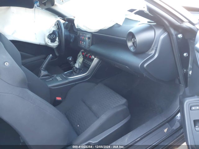 Toyota GR86 2023 JF1ZNBB1XP9755016 Image 5