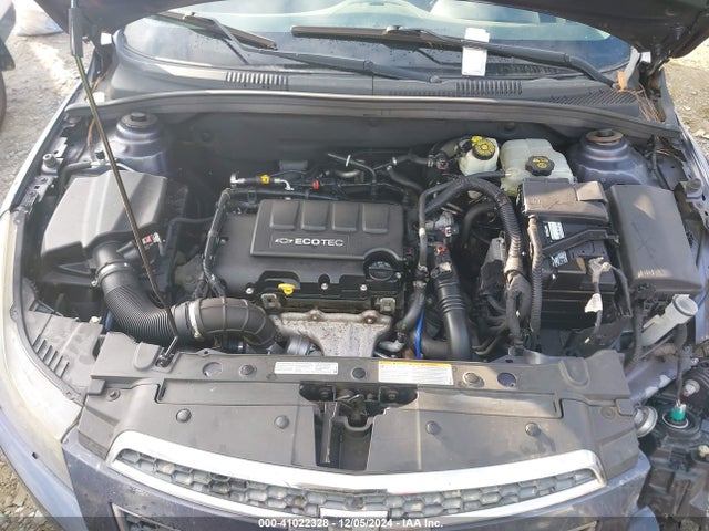 1G1PC5SB8E7207700 Chevrolet Cruze 1lt Auto