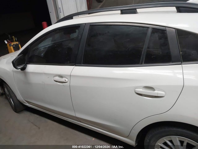 Subaru Impreza 2.0i Premium 2018 4S3GTAD62J3711600 Image 14