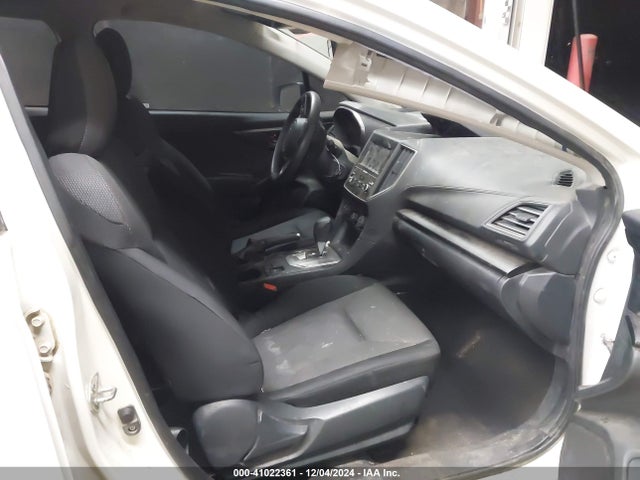 Subaru Impreza 2.0i Premium 2018 4S3GTAD62J3711600 Image 5
