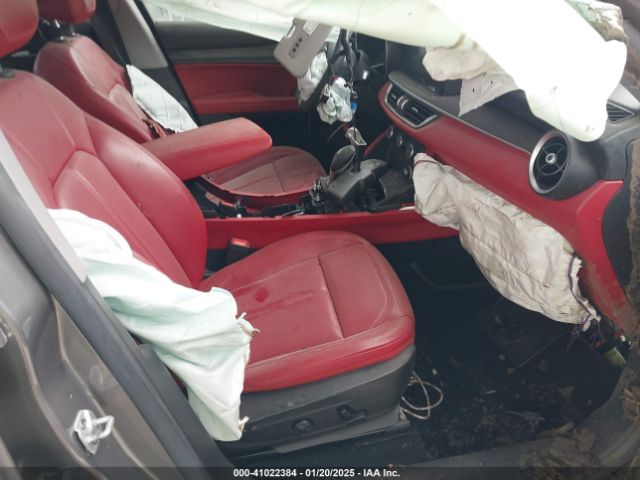 ZASPAKBN6K7C40977 Alfa Romeo Stelvio Ti Awd