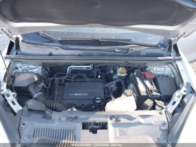 3GNCJKSB6GL267460 Chevrolet Trax 1ls