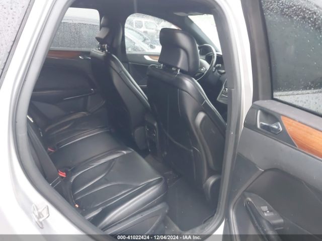 5LMCJ3C94GUJ28811 Lincoln Mkc Reserve