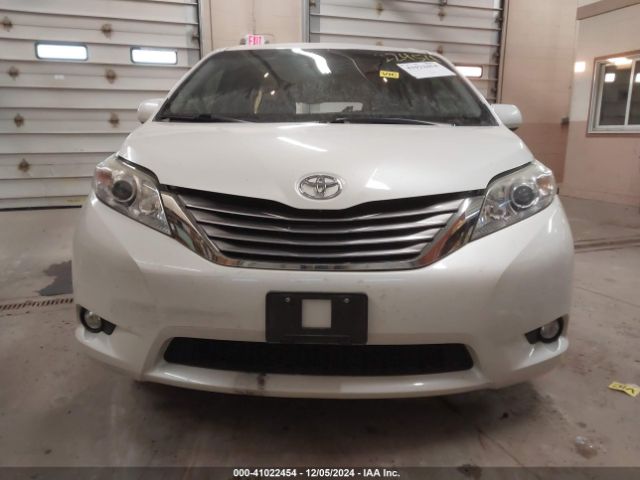 5TDYZ3DC7HS887801 Toyota Sienna Xle/limited