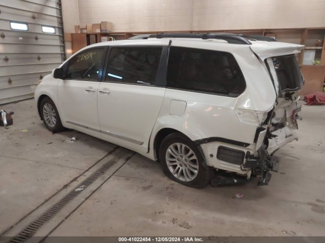 5TDYZ3DC7HS887801 Toyota Sienna Xle/limited