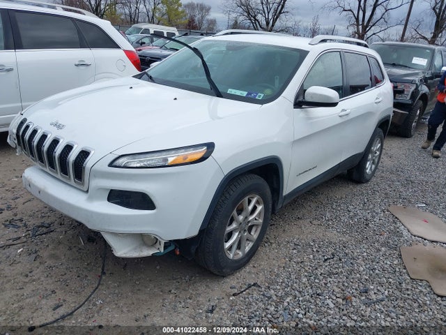 Jeep Cherokee Latitude 2016 1C4PJMCBXGW245895 Image 2