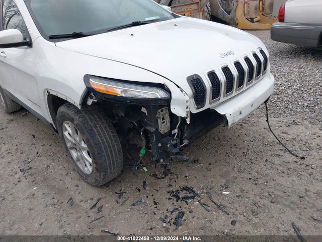 Jeep Cherokee Latitude 2016 1C4PJMCBXGW245895 Image 6