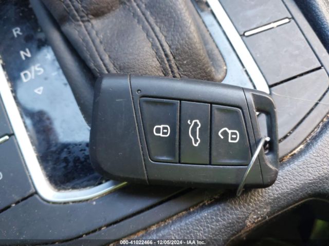3VWC57BU1KM216105 Volkswagen Jetta 1.4t R-line/1.4t S/1.4t Se