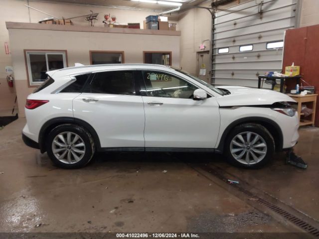 3PCAJ5M38KF116926 Infiniti Qx50 Essential