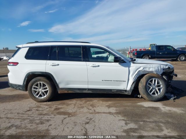 1C4RJJAG1P8825823 Jeep Grand Cherokee L Laredo 4x2