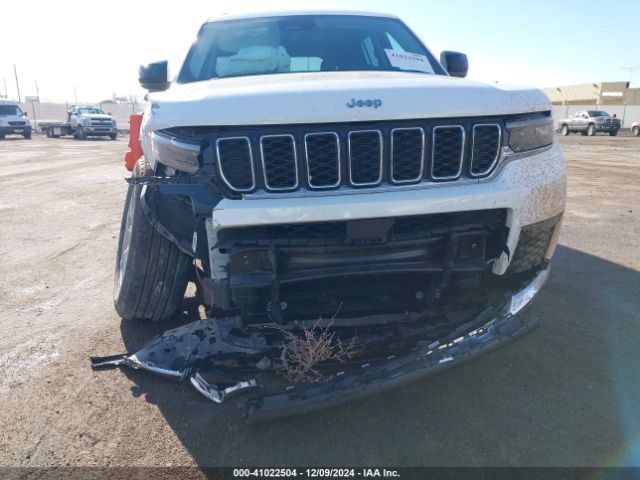 1C4RJJAG1P8825823 Jeep Grand Cherokee L Laredo 4x2
