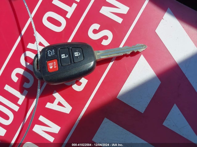 Toyota Rav4 Xle 2017 2T3WFREV5HW376332 Image 11