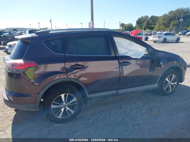 Toyota Rav4 Xle 2017 2T3WFREV5HW376332 Image 13