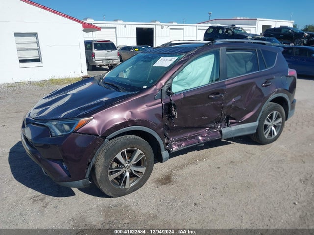 Toyota Rav4 Xle 2017 2T3WFREV5HW376332 Image 2