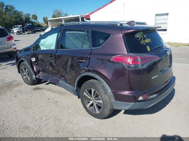 Toyota Rav4 Xle 2017 2T3WFREV5HW376332 Image 3