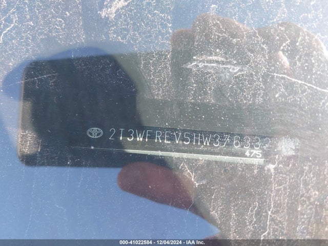 Toyota Rav4 Xle 2017 2T3WFREV5HW376332 Image 9