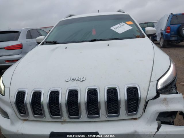 1C4PJLCB4HW517627 Jeep Cherokee Latitude Fwd