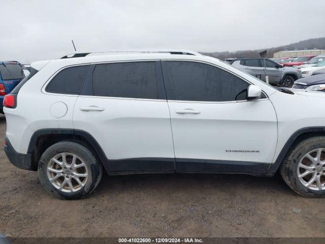 1C4PJLCB4HW517627 Jeep Cherokee Latitude Fwd