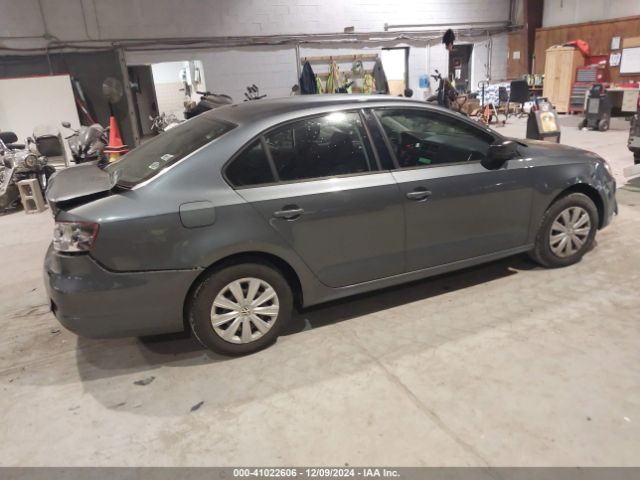 3VW2K7AJ2EM233365 Volkswagen Jetta 2.0l S