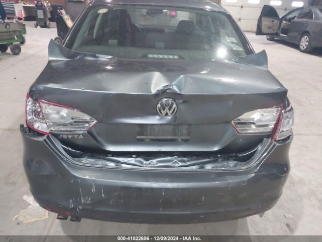3VW2K7AJ2EM233365 Volkswagen Jetta 2.0l S