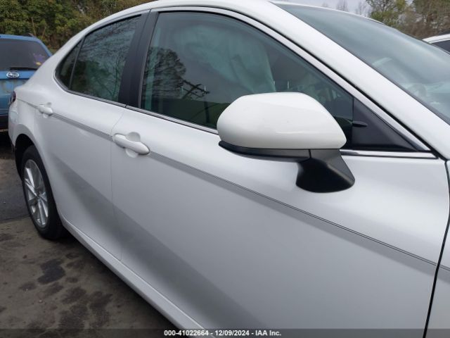 4T1C11AK8PU792221 Toyota CAMRY LE