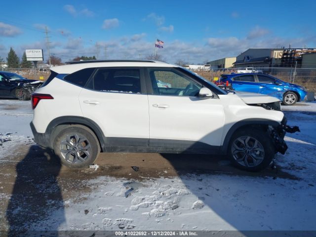KNDEU2AA7R7638201 KIA SELTOS S