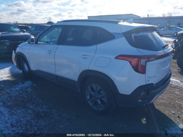 KNDEU2AA7R7638201 KIA SELTOS S