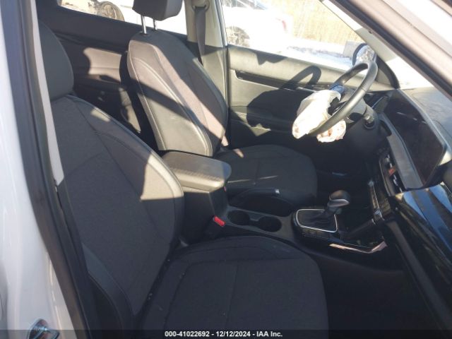 KNDEU2AA7R7638201 KIA SELTOS S