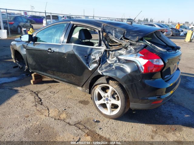1FADP3N25EL224840 Ford Focus Titanium